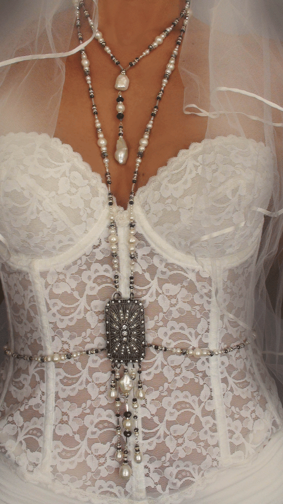 Endless Love / Designer Body Chain Necklace Silver Necklace For Women Large Baroque Pearl Pendant Unique Jewelry Gift For Lady