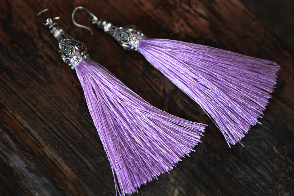 W/lilac Dangler