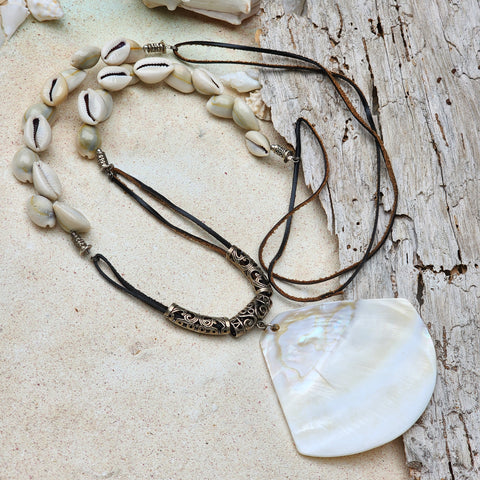 BOYS IN THE OCEAN / Designer Jewelry Large Ocean Shell Necklace Shell Mother Of Pearl Stone Necklace Leather Necklace