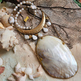 MER QUEEN / Designer Jewelry Large Ocean Big Shell Gold Necklace Mother Of Pearl Necklace Baroque Pearl Gift For Mernade