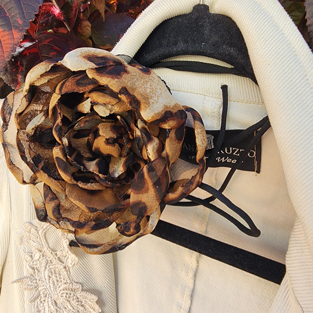 Leppard Rose / Big black Silk Rose flower Choker Necklace Floral Choker Necklace Black Rose Choker Women's Vintage Rose Cchoker