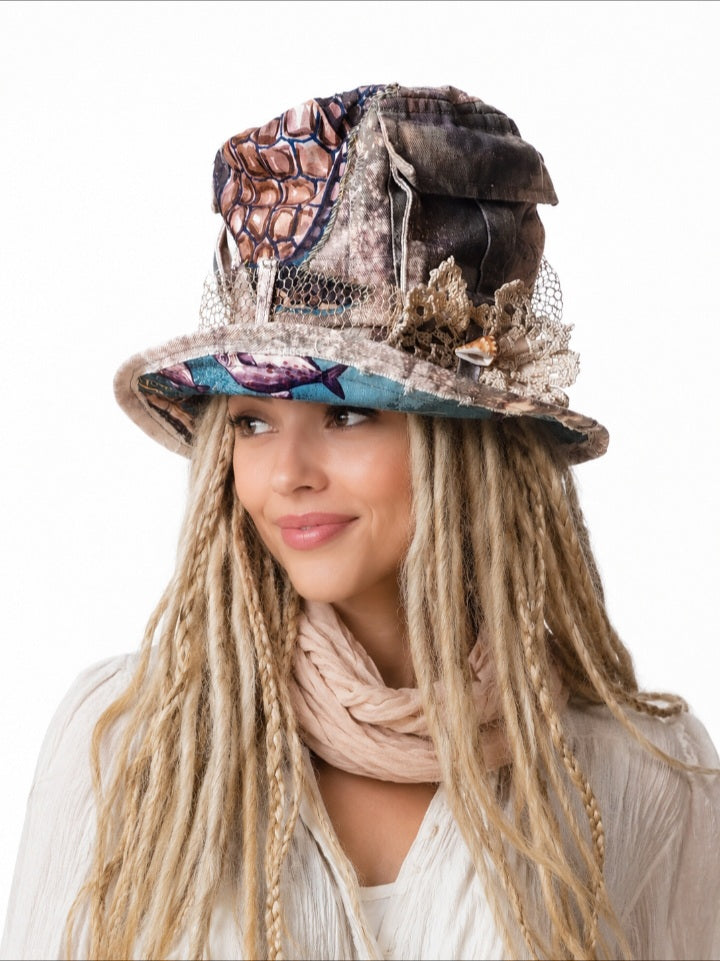 Turtle Beach / Patchwork Hunter Bucket Hat Floral Sculptured Designer Top Hat Quilt Patchwork Top Hat Vintage Cotton Hat