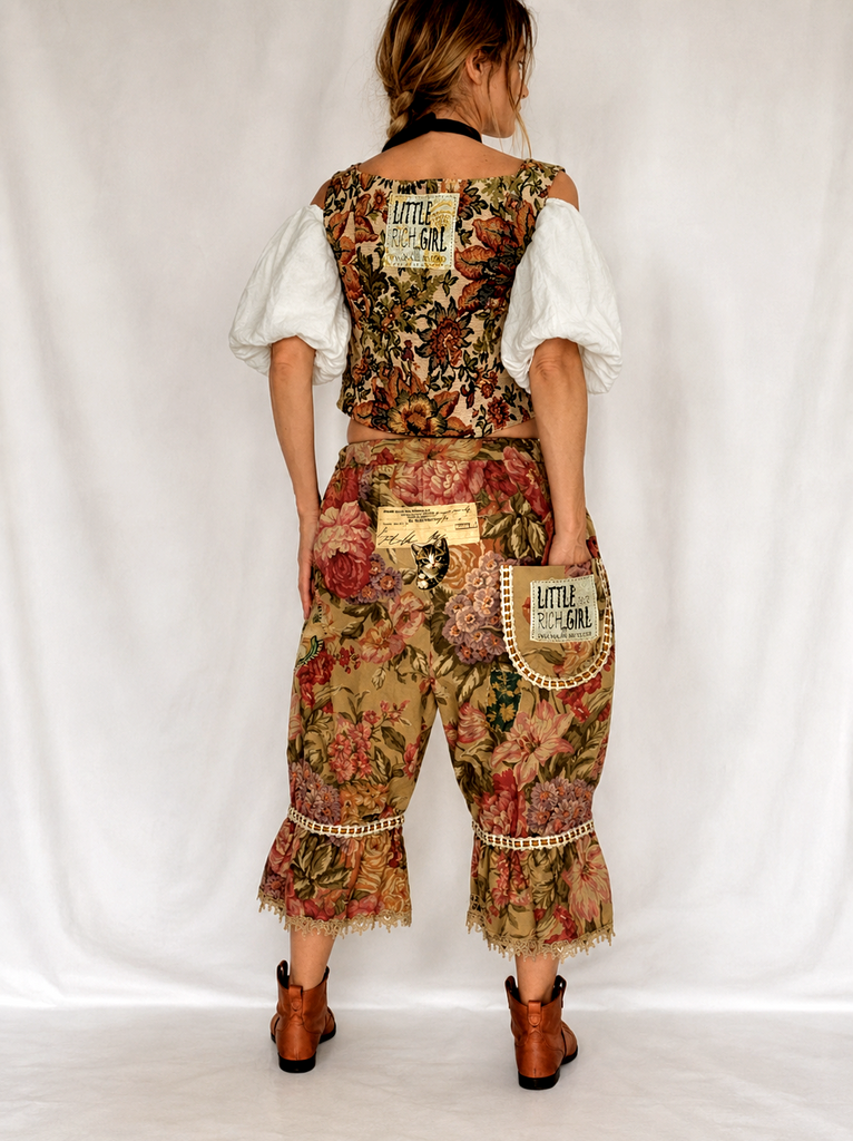 Parisian Maneki-Neko / Bloomers Victorian Pants Shabby Chic Ruffles Rose Cat Patchwork Golden Lace Romantic Chic Patched Avant-garde Aplique