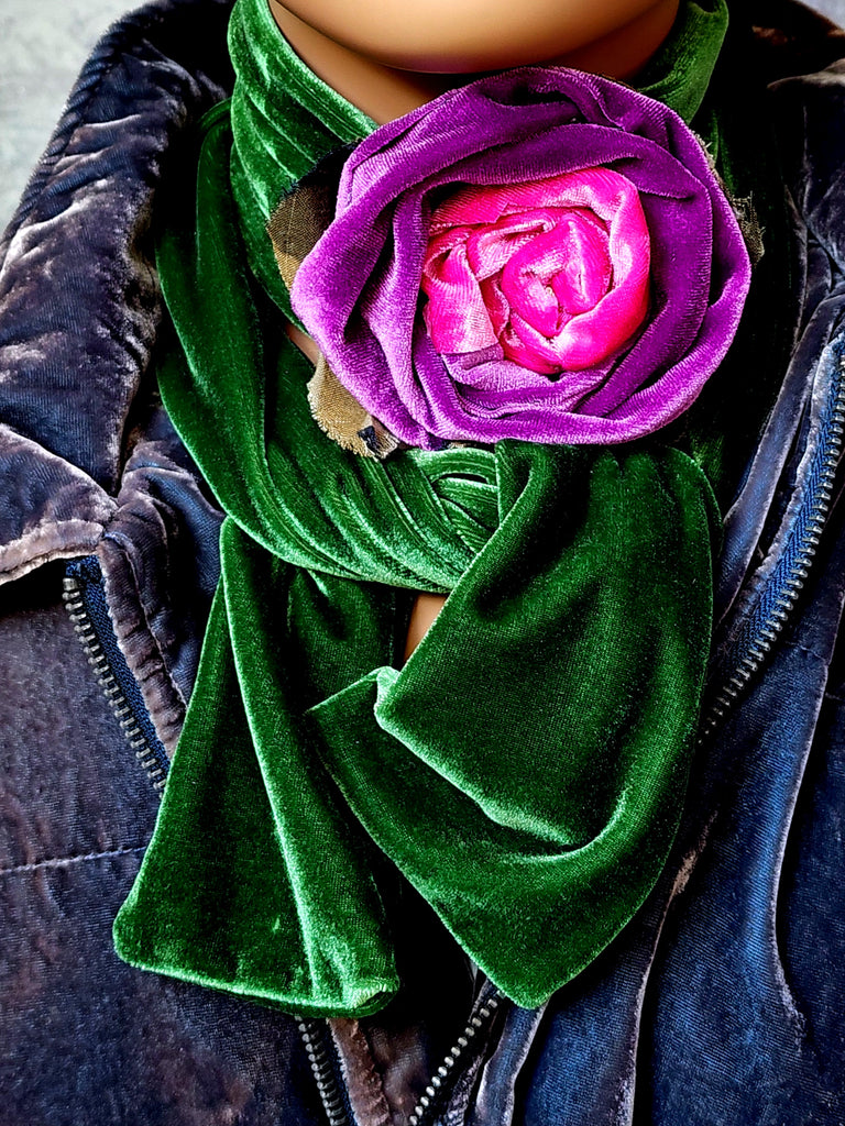 Madame Alfred Vel / Cottage Velvet Jabot Bowtie Romantic Flower Fabric Rose Camellia Velvet Scarf Antique Lace 20th century 60s archives