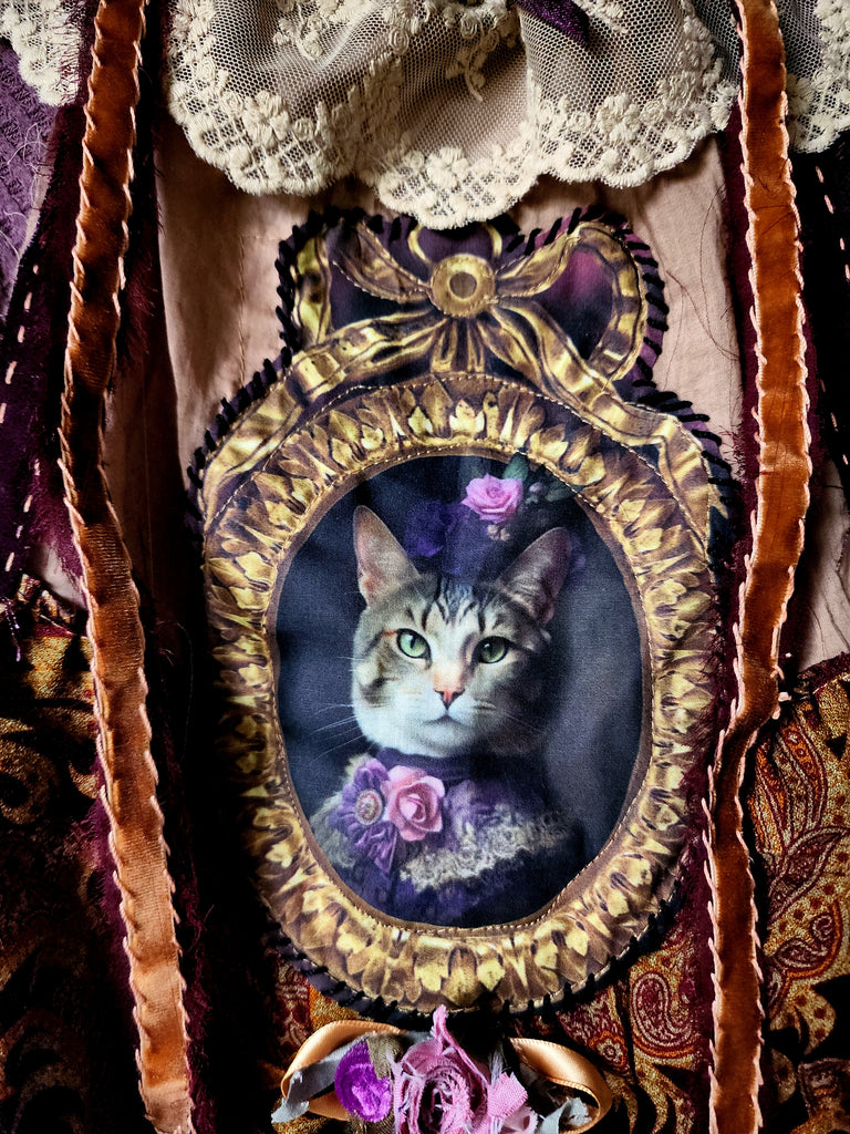 Victorian Cat / Vintage Lace Silk Cat Portrait Jabot Cottage Romantic Flower Large Edwardian Shabbychic Baroque Rose Bowtie