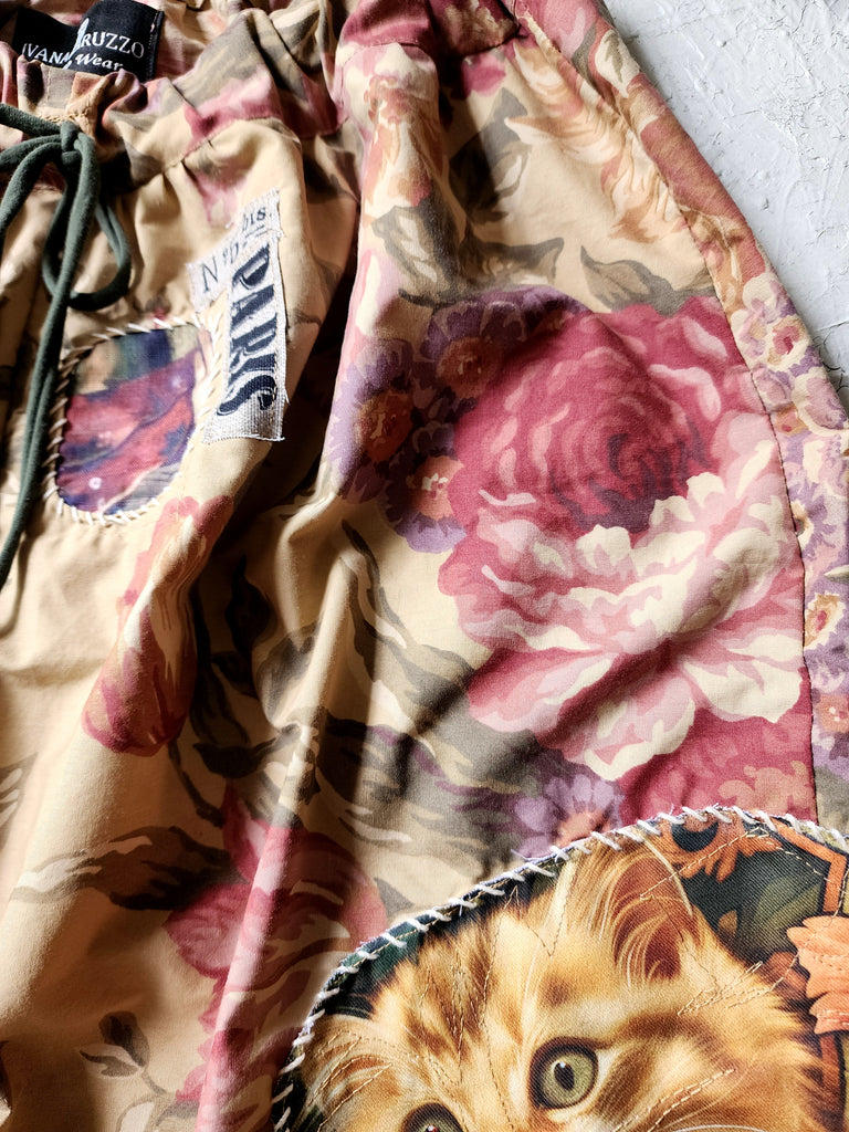 Parisian Maneki-Neko / Bloomers Victorian Pants Shabby Chic Ruffles Rose Cat Patchwork Golden Lace Romantic Chic Patched Avant-garde Aplique