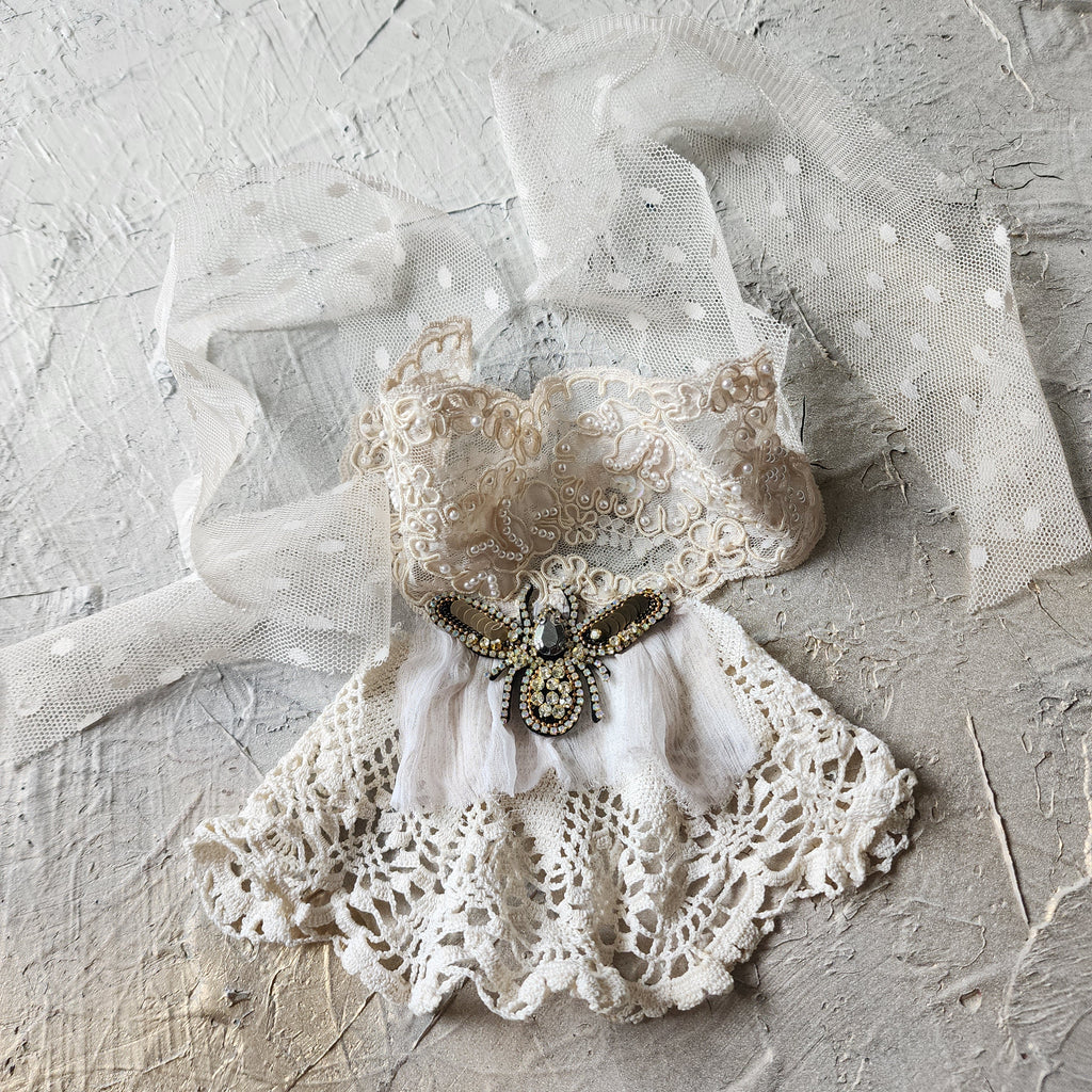 Busy Bee / Designer Techwear Upcycled Denim Tie Hippie Concept Boro Visvim Patchwork Upcycled Vintage Denim Contemporary Jabot