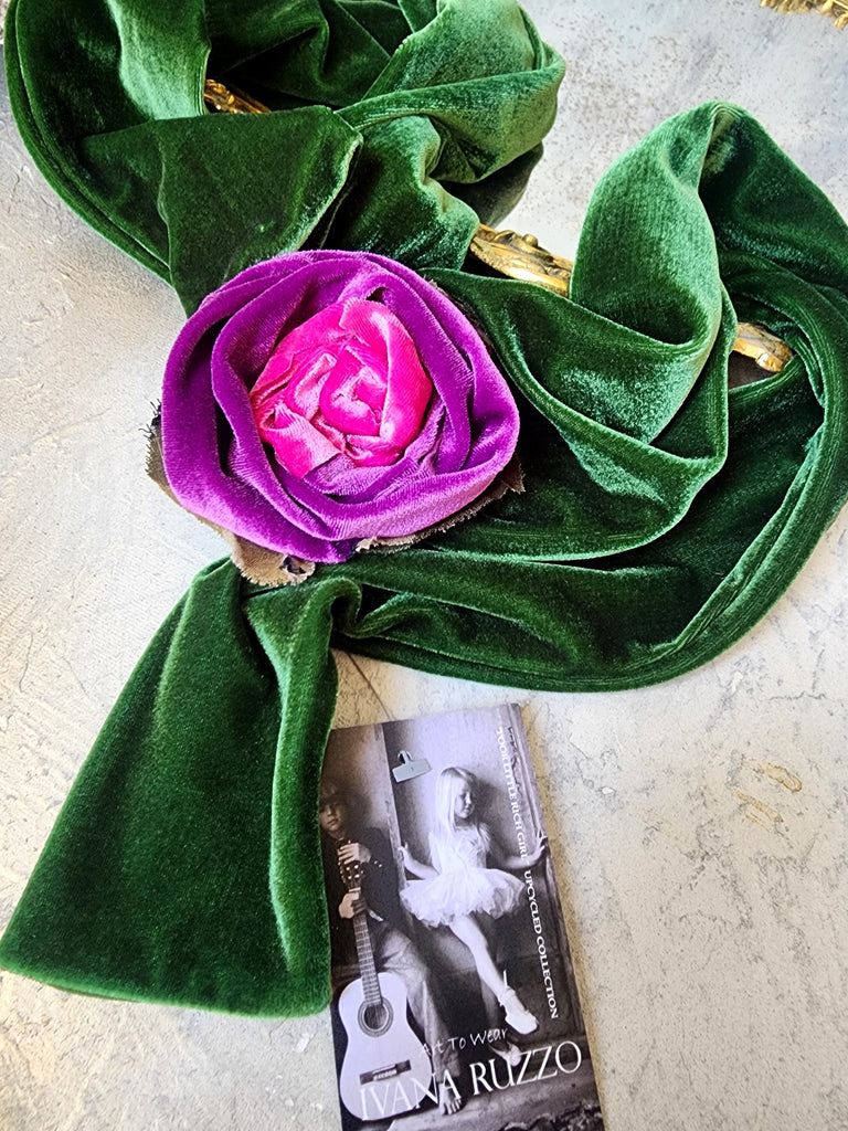 Madame Alfred Vel / Cottage Velvet Jabot Bowtie Romantic Flower Fabric Rose Camellia Velvet Scarf Antique Lace 20th century 60s archives