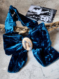 Edwardiana / Victorian Jabot Bow Tie Ocean Blue Velvet Choker Vintage Medallion Brooch Millennially Streetwear