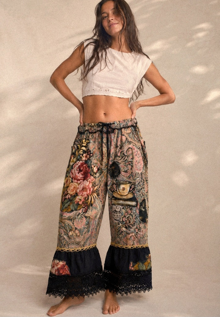 Renaissance Lore / Avant-garde Bloomers Victorian Pants Ruffles Rose Golden Lace Romantic Dark Academia Angel Aplique