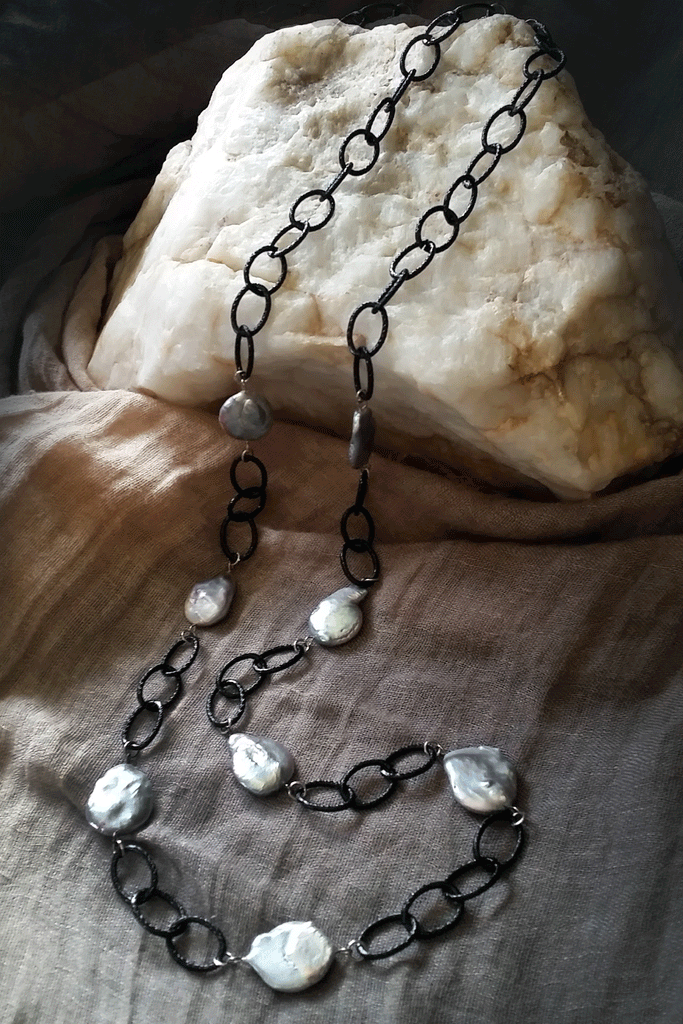 Black Mamba / Designer Jewelry Long Necklace Elegant Jewelry Exotic Black Chain Pearl Necklace Long Chain Necklace Gift for Momen