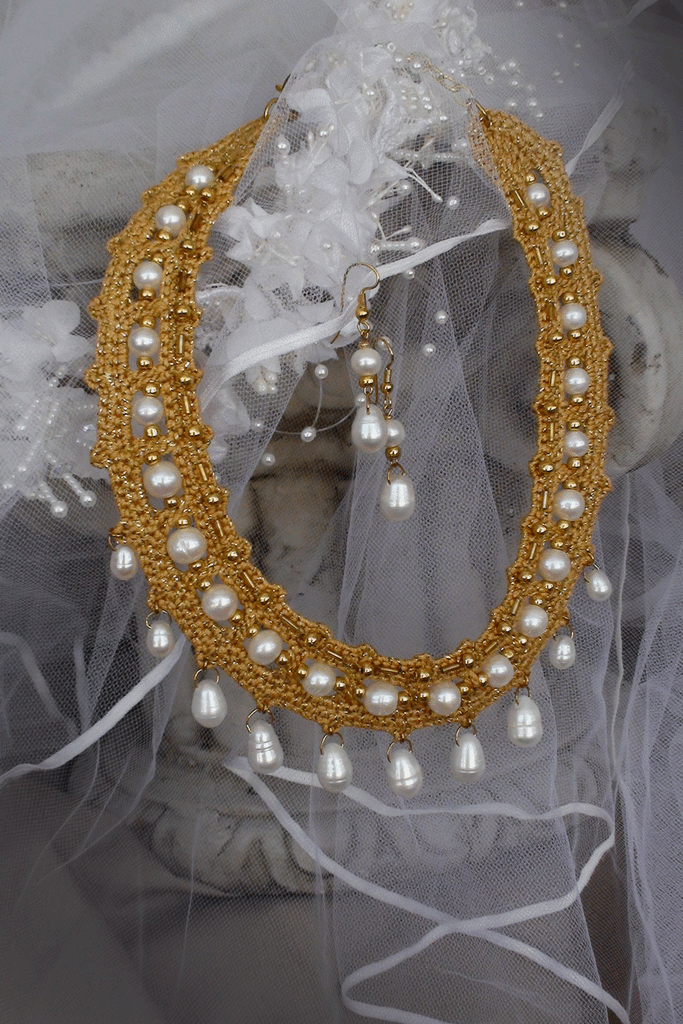 Nested Pearls / Designer Jewelry Gold Necklace Natural Pearls Hypoallergenic Jewelry Most Popular Jewelry Gift For Women